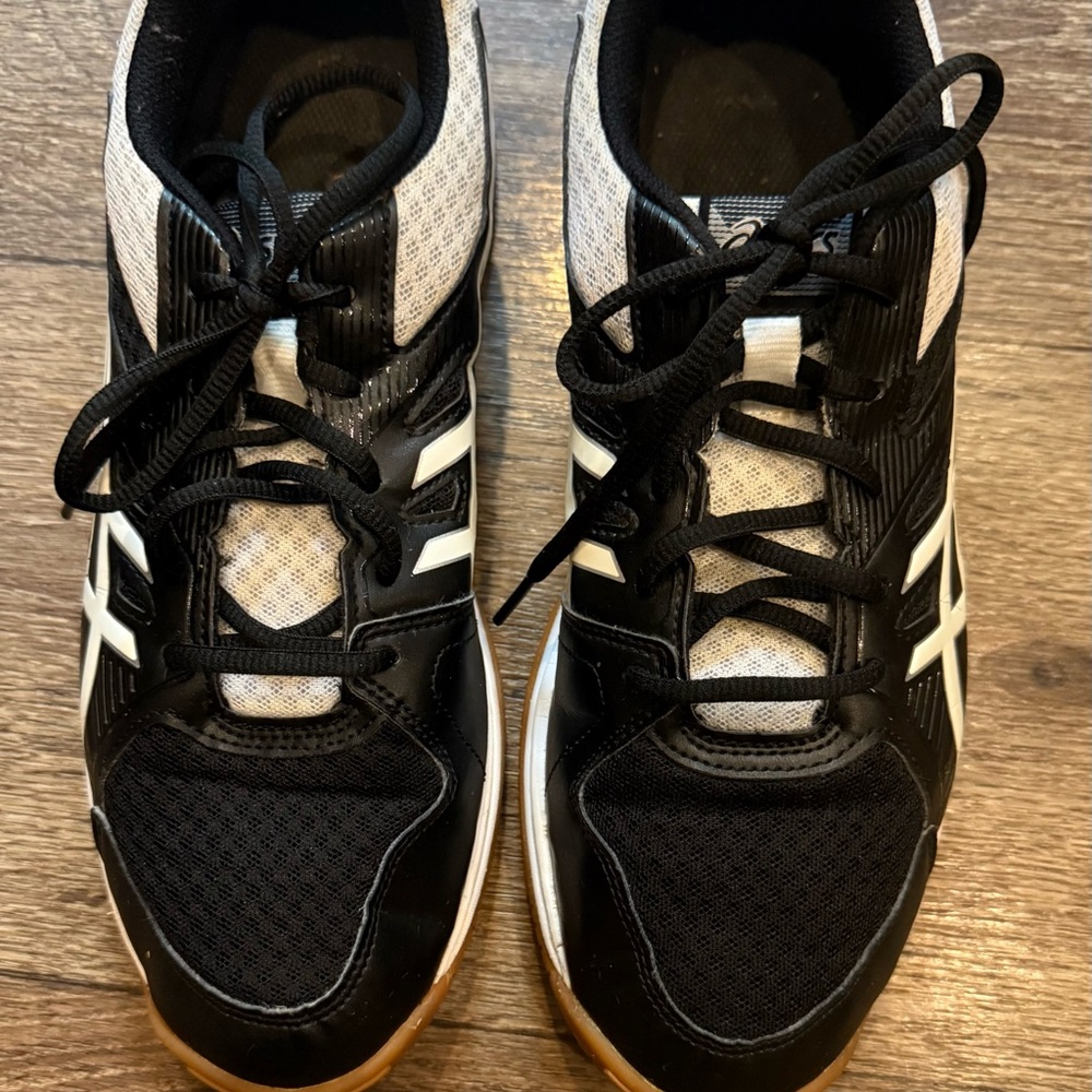 Vintage Asics Women’s Black and White Athletic Shoes
